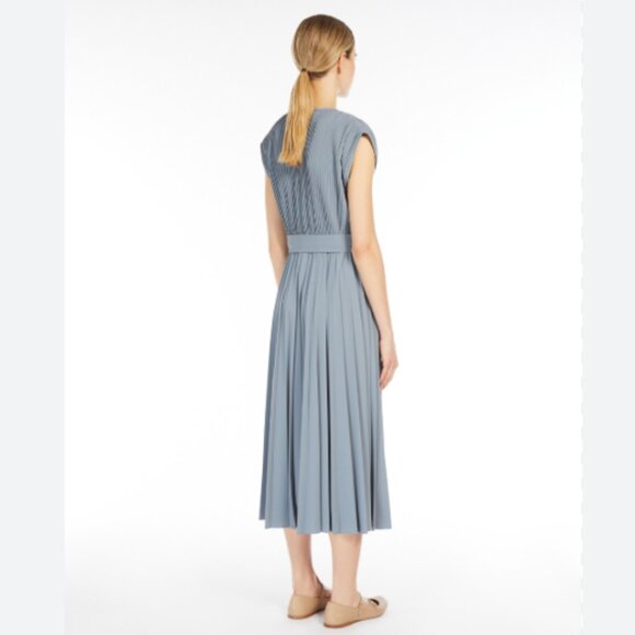 Max Mara Kiss Pleated Jersey Midi Dress Light Blue Gray Size 14 NWT Missing Belt - Picture 2 of 11